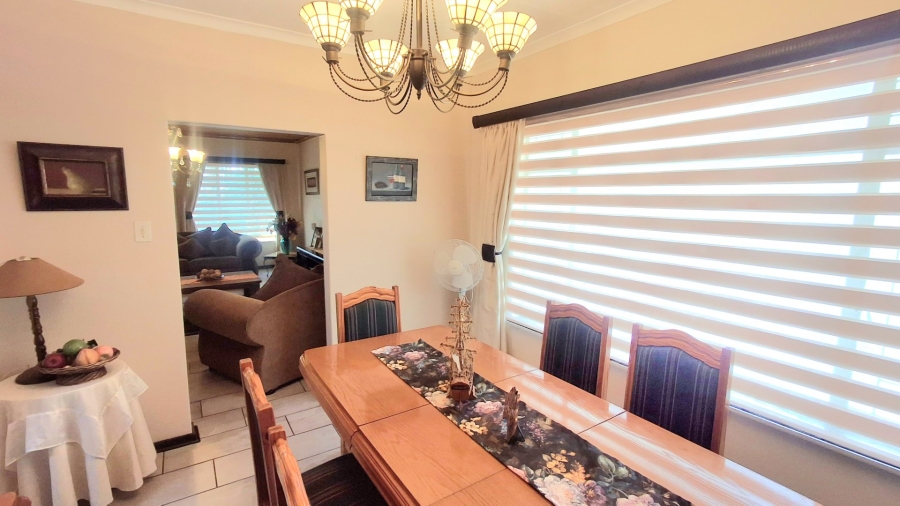 To Let 3 Bedroom Property for Rent in Vaalpark Free State